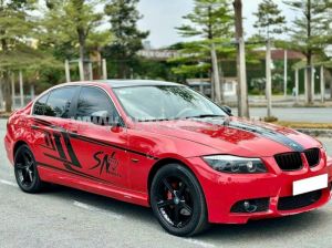 Xe BMW 3 Series 320i 2010