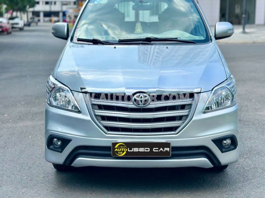 Toyota Innova 2.0E 2015