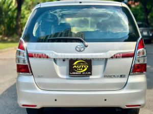 Xe Toyota Innova 2.0E 2015