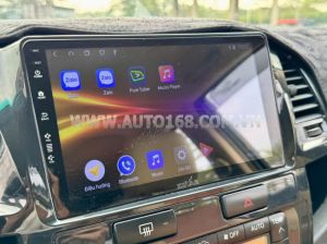Xe Toyota Fortuner 2.7V 4x2 AT 2015