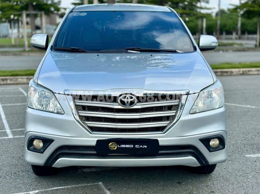 Toyota Innova 2.0G 2015