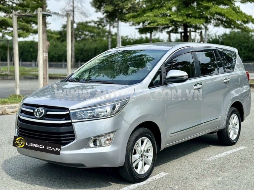 Toyota Innova 2.0E 2018