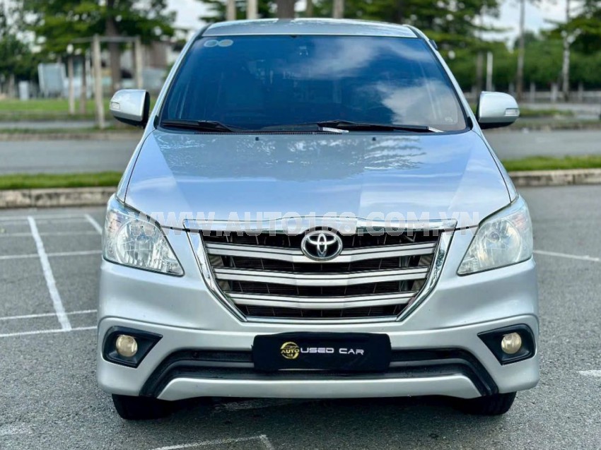 Toyota Innova 2.0G 2015