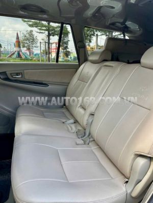 Xe Toyota Innova 2.0G 2015