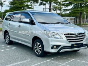 Xe Toyota Innova 2.0G 2015