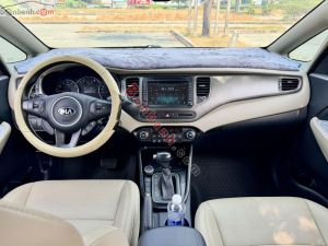 Xe Kia Rondo GAT Deluxe 2019