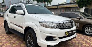 Xe Toyota Fortuner TRD Sportivo 4x2 AT 2016