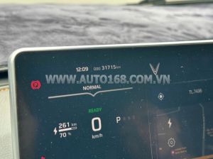 Xe VinFast VF6 Plus 2024