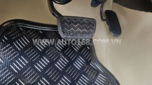 Xe Toyota Fortuner TRD Sportivo 4x2 AT 2016