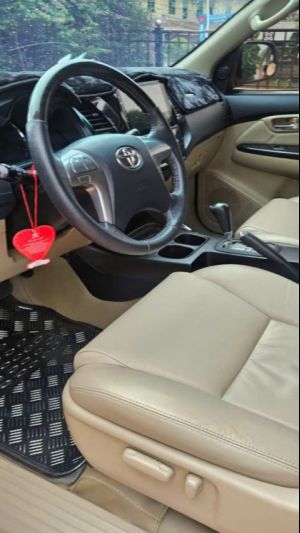 Xe Toyota Fortuner TRD Sportivo 4x2 AT 2016