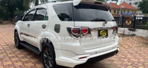 Xe Toyota Fortuner TRD Sportivo 4x2 AT 2016