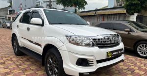Xe Toyota Fortuner TRD Sportivo 4x2 AT 2016