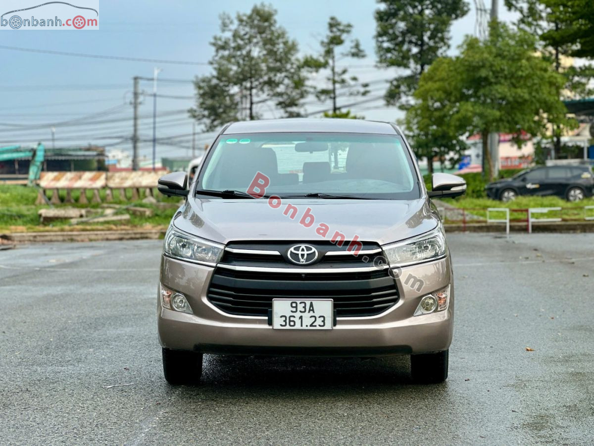 Toyota Innova 2.0E