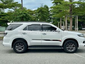 Xe Toyota Fortuner TRD Sportivo 4x2 AT 2016