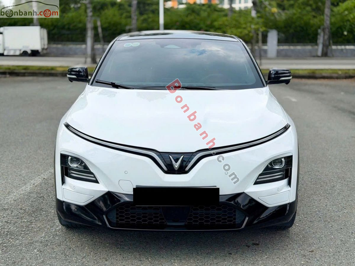 VinFast VF6 Plus 2025